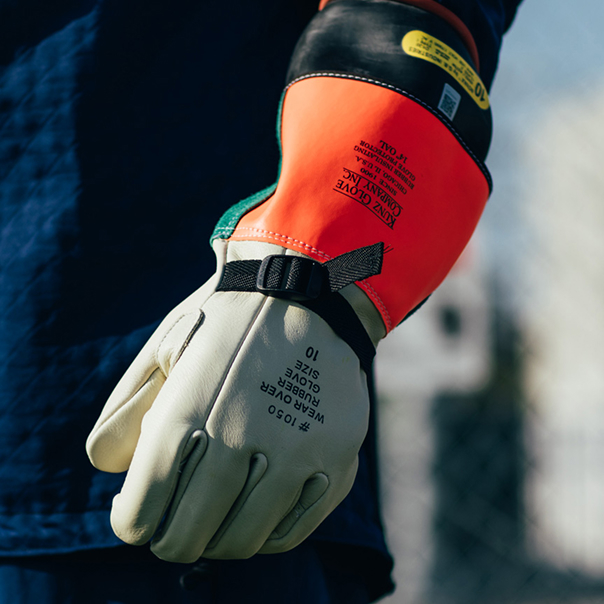 rubber-voltage-gloves.jpg